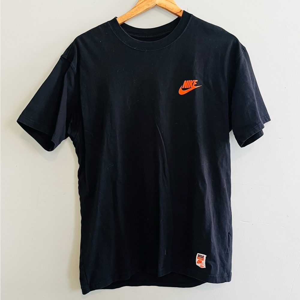 Nike Sole Food Tshirt Loose Fit Sz M - Picture 3 of 6
